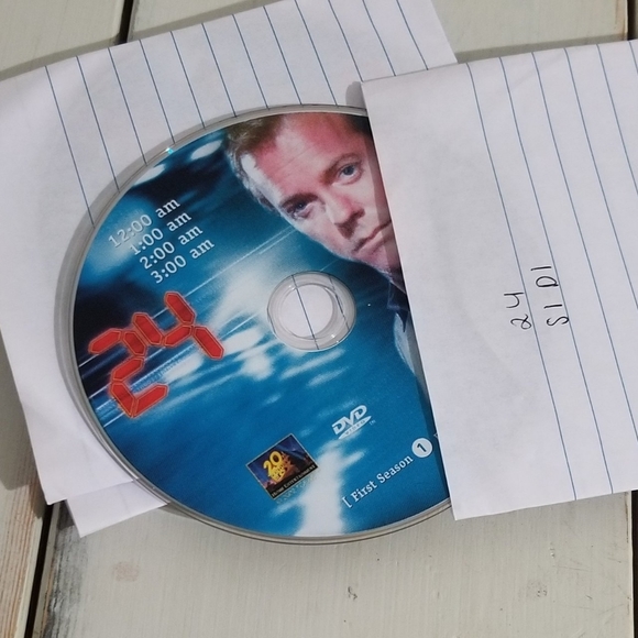 TV Show Bundle - 24 - 6-pc - Picture 3 of 3